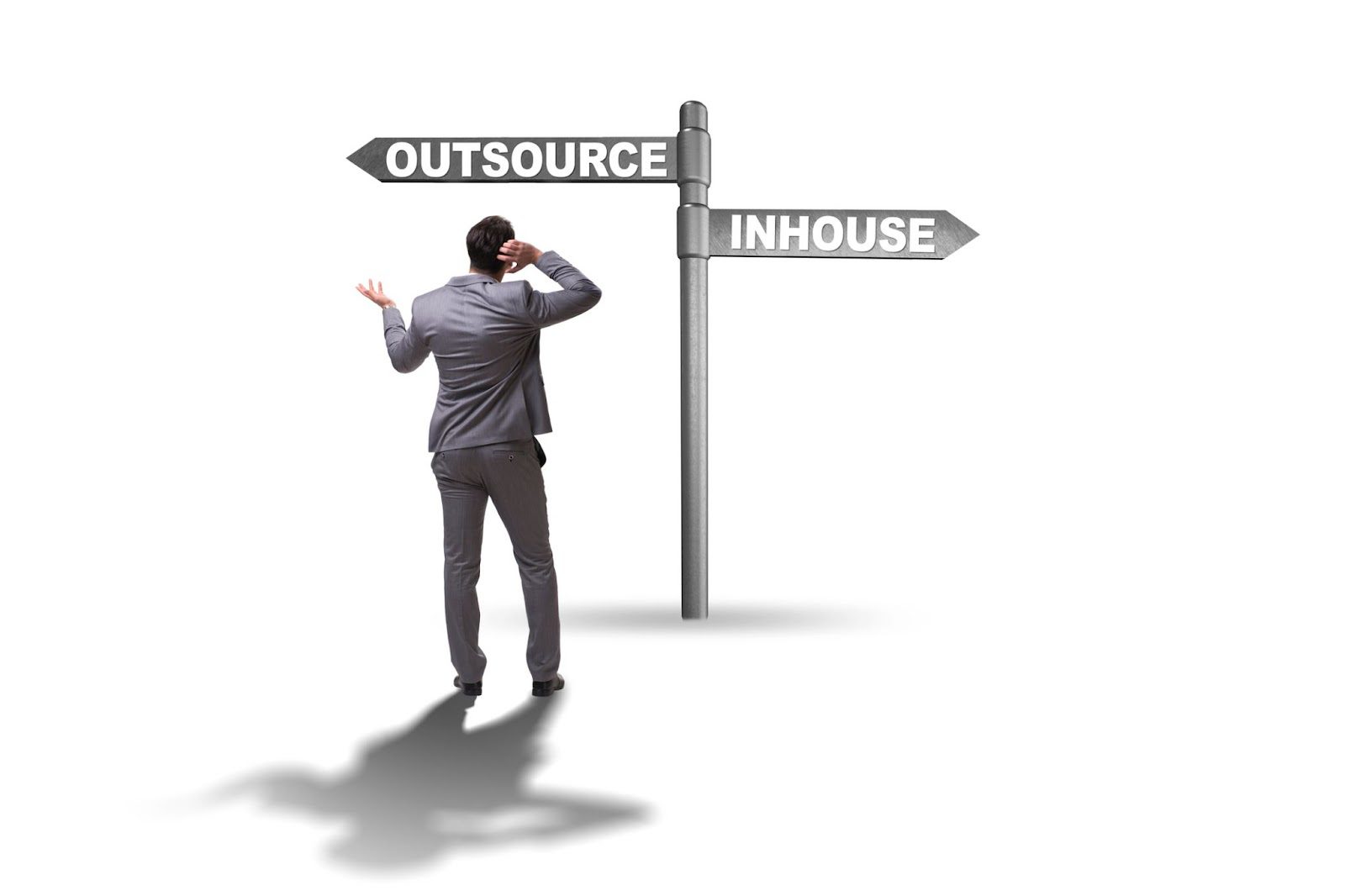 In-house vs outsourcing software development