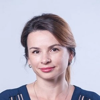 julia-ostroukh